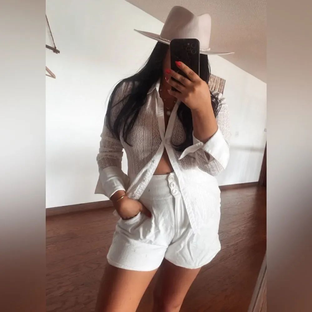 Bebe vintage white lace top